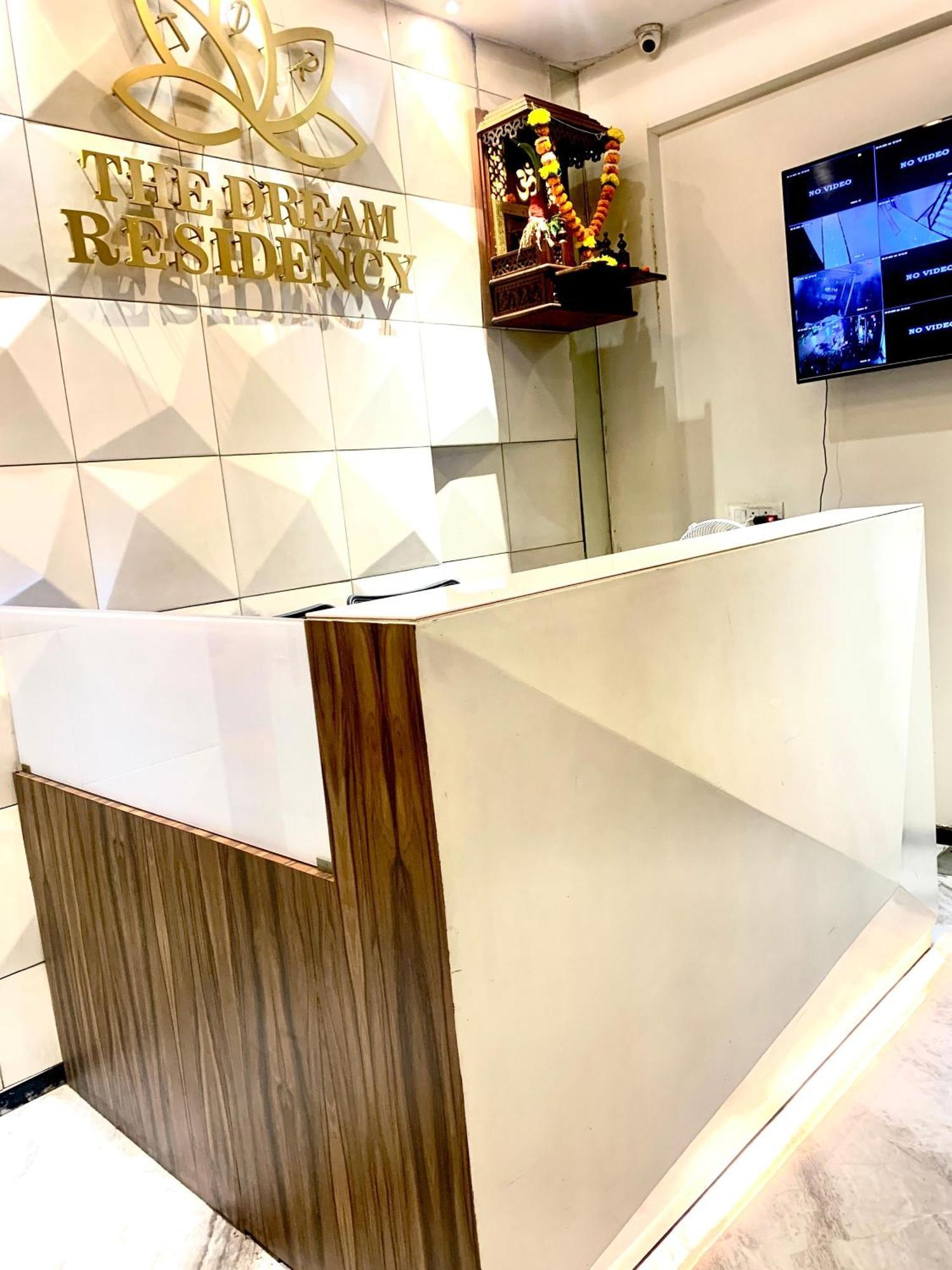 The Dream Residency Hotel Mumbai Exterior photo
