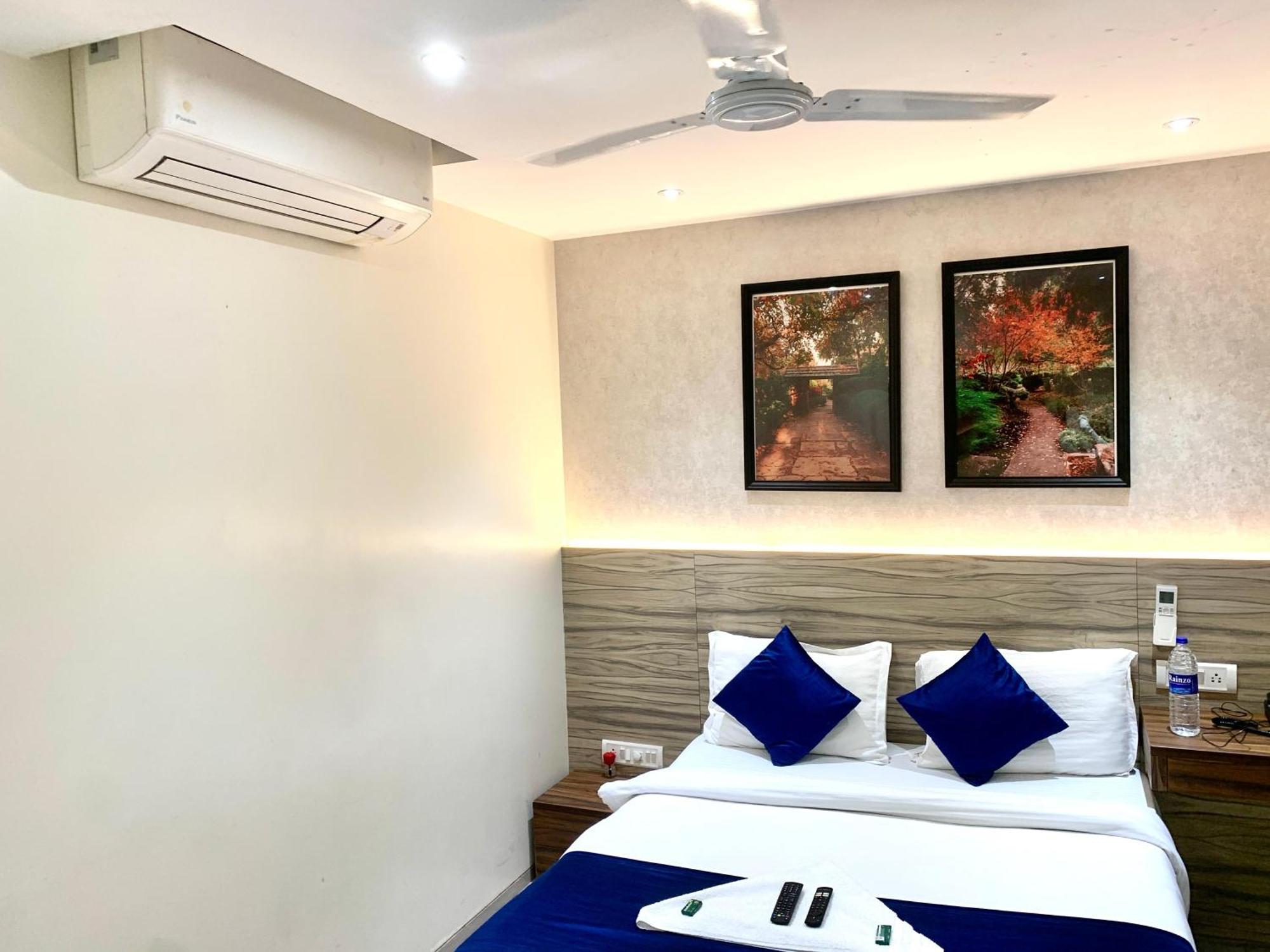 The Dream Residency Hotel Mumbai Exterior photo